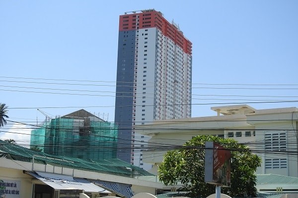 View triệu đô, giá bán nhân x2 nhưng chả ở hay cho thuê được gần 7 năm qua.  - Ảnh 2