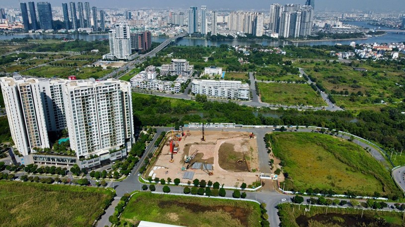 Loạt dự án 'đắp chiếu' tái khởi động, giá tăng 3-6 lần: Ngày xưa mở bán 50tr/m2 giờ quay lại bán 300tr/m2  - Ảnh 2
