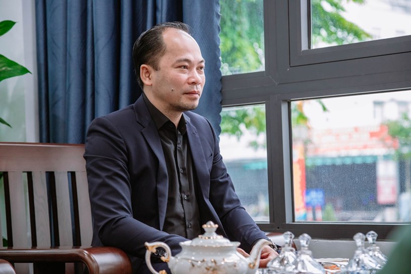 &Ocirc;ng Trần Văn B&igrave;nh - Ph&oacute; Chủ tịch ki&ecirc;m Tổng thư k&yacute; Hội M&ocirc;i giới Bất động sản Việt Nam. Ảnh: &Aacute;nh Dương.