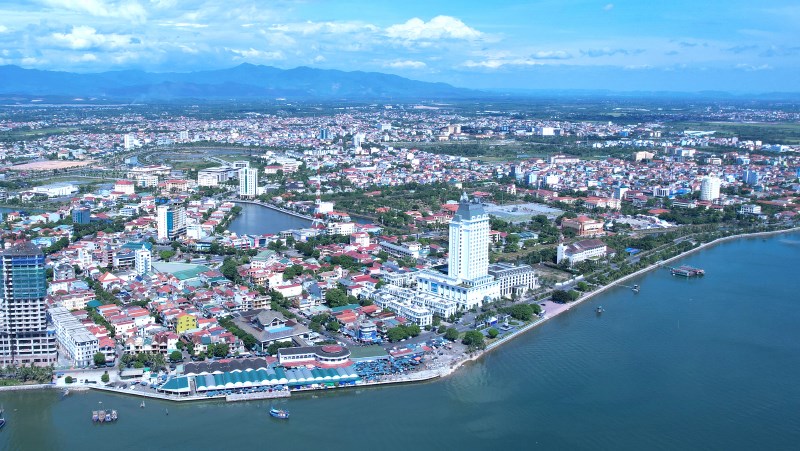 Đồng Hới trước chu kỳ tăng tốc mới về ph&#225;t triển kinh tế - Ảnh 1