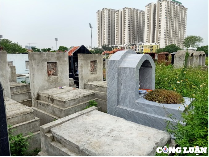 Ngang nhi&#234;n “ph&#226;n l&#244;”, mua b&#225;n đất nghĩa trang tr&#225;i ph&#233;p tại H&#224; Nội: Kỳ 2: Mua đất nghĩa trang dễ như “mua rau”, xuống tiền giữ chỗ từ khi c&#242;n sống - Ảnh 7