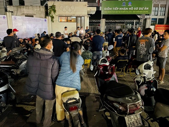 Nghịch lý NOXH: Nơi thức trắng đêm xếp hàng, nơi xây xong vẫn ế  - Ảnh 1