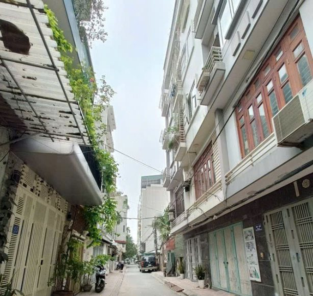 B&#225;n nh&#224; trong ng&#245; để mua chung cư: Liệu c&#243; n&#234;n “đổi đất lấy m&#226;y” l&#250;c n&#224;y?  - Ảnh 1