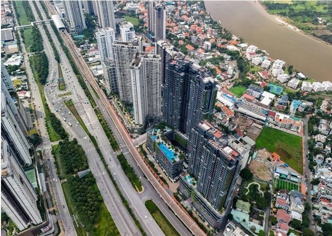 GIÁ NHÀ HÀ NỘI ĐANG GẤP ĐÔI TP.HCM, NHƯNG DÒNG TIỀN CHO THUÊ LẠI KHÔNG THEO KỊP: ĐÃ ĐẾN LÚC NHÌN LẠI CUỘC CHƠI?  - Ảnh 1