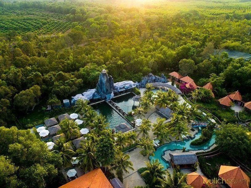 Khu du lịch Suối nước n&oacute;ng B&igrave;nh Ch&acirc;u - Hồ C&oacute;c
