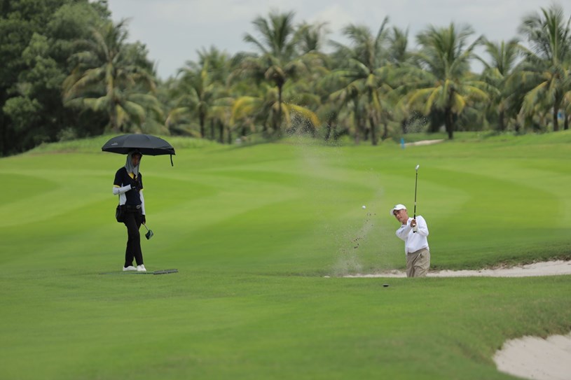 Golf Land hiện thực h&oacute;a giấc mơ của c&aacute;c golfer - đưa s&acirc;n golf về kế b&ecirc;n nh&agrave;.