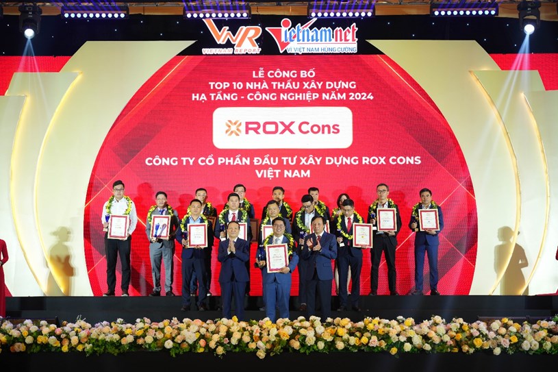 ROX Cons nhận cú đúp giải thưởng từ Vietnam Report - Ảnh 1