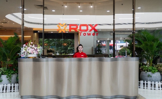 ROX Tower Nguyễn Ch&iacute; Thanh l&agrave; một trong c&aacute;c dự &aacute;n văn ph&ograve;ng hạng A c&oacute; hạ tầng đồng bộ, trang thiết bị hiện đại &nbsp;