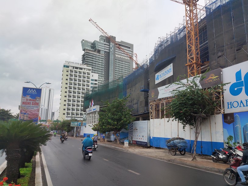 Khu đất 40 Trần Ph&uacute; thực hiện dự &aacute;n Tropicana Nha Trang rộng hơn 60 m2 (Ảnh: Khải An).