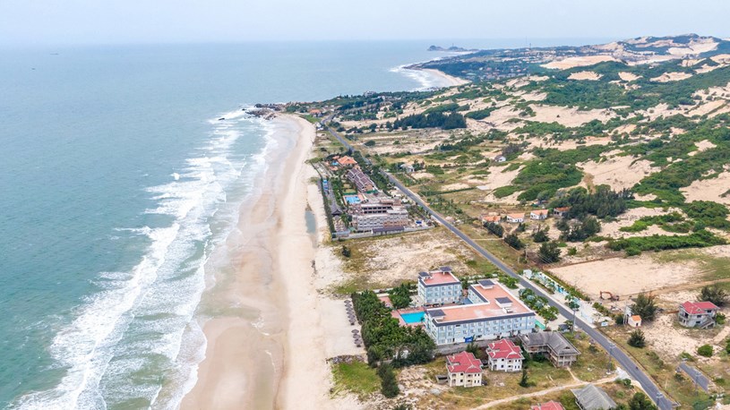 Nhiều NĐT c&aacute; nh&acirc;n v&agrave;o "đ&oacute;n s&oacute;ng" thị trường mới nổi n&agrave;y với k&igrave; vọng về bi&ecirc;n lợi nhuận hấp dẫn trong tương lai.