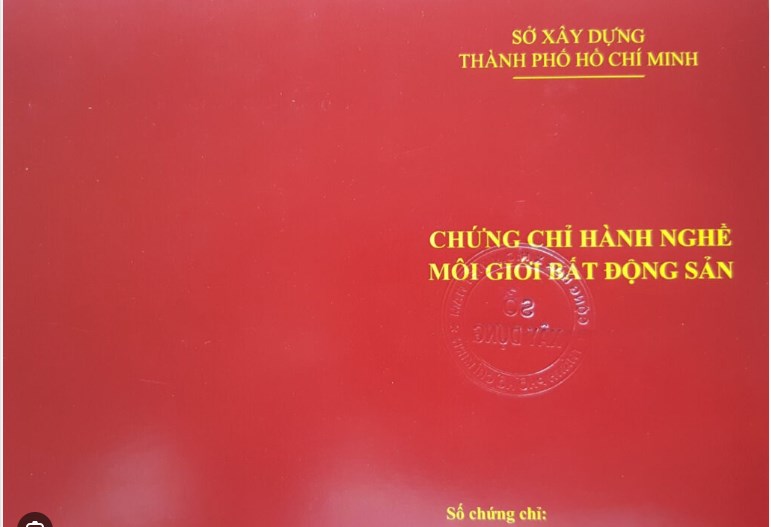 &#128226; M&#244;i giới bất động sản đăng tin tr&#234;n mạng x&#227; hội phải ghi số chứng chỉ: Bước ngoặt cho một thị trường minh bạch hơn?  - Ảnh 1