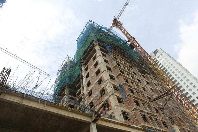 Căn hộ tồn kho tăng hơn 40%: “Cục nợ” cao cấp v&#224; b&#224;i to&#225;n nghẽn thanh khoản của thị trường bất động sản  - Ảnh 1
