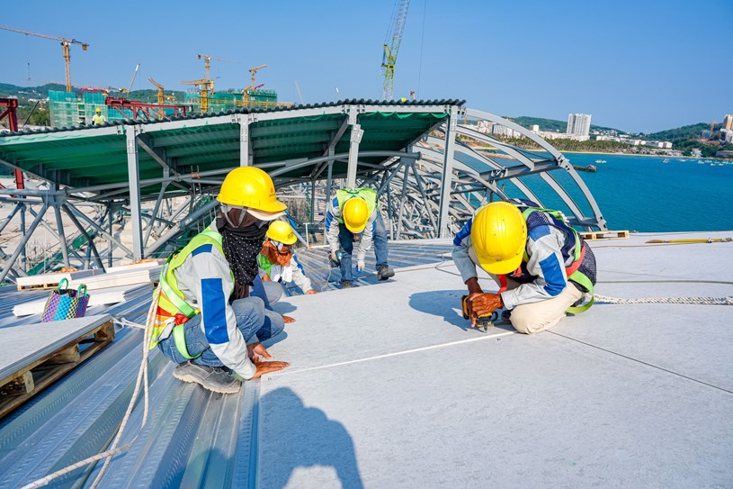 Nhiều lao động mong muốn gắn b&oacute; l&acirc;u d&agrave;i, đ&oacute;n đầu cơ hội việc l&agrave;m từ APEC 2027. Ảnh: &Aacute;nh Dương.