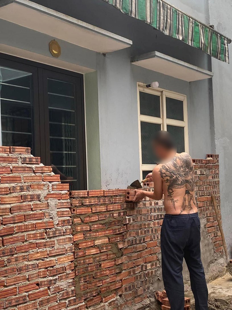 Xây tường, dựng hàng rào làm hàng xóm khó sử dụng đất: Có thể bị phạt tới 10 triệu đồng  - Ảnh 1