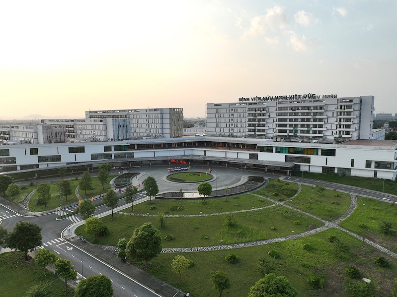 Bệnh viện Hữu nghị Việt Đức cơ sở Ninh B&igrave;nh kế cận đ&ocirc; thị Sun Urban City