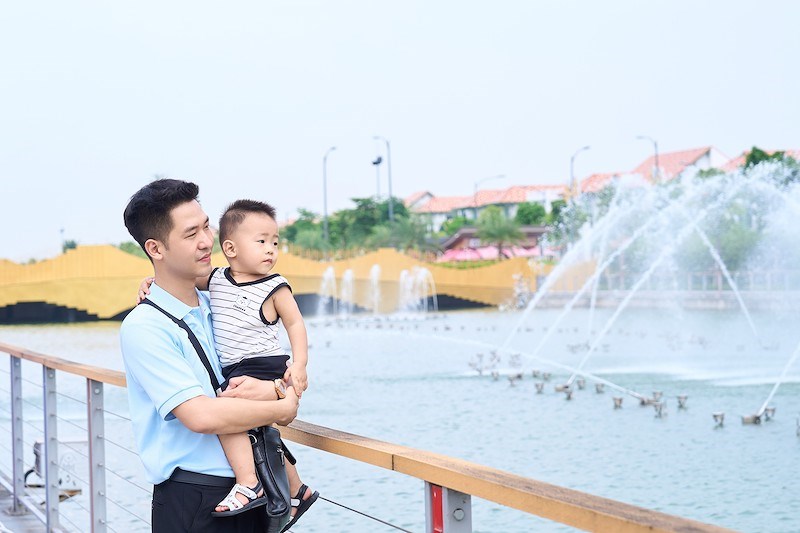 Cư d&acirc;n v&agrave; du kh&aacute;ch tham gia hoạt động trải nghiệm tổ chức tại Sun Urban City