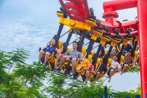 Tổ hợp c&ocirc;ng vi&ecirc;n Sun World Ha Long mang đến cho du kh&aacute;ch những trải nghiệm kh&oacute; qu&ecirc;n. Ảnh: &Aacute;nh Dương