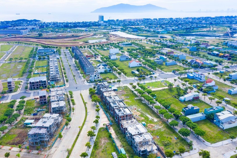 N&#234;n giữ chung cư cho thu&#234; hay b&#225;n để mua đất?  - Ảnh 1