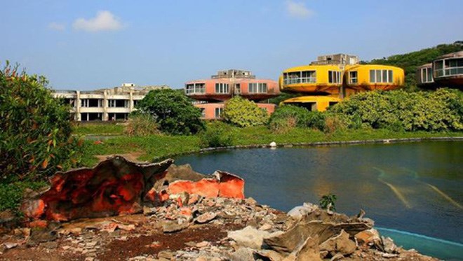 Loạt địa điểm bỏ hoang kinh dị nhất thế giới, cho tiền tỷ cũng không ai dám ngủ lại qua đêm: Nơi số 3 từng được kì vọng rất nhiều! - Ảnh 4