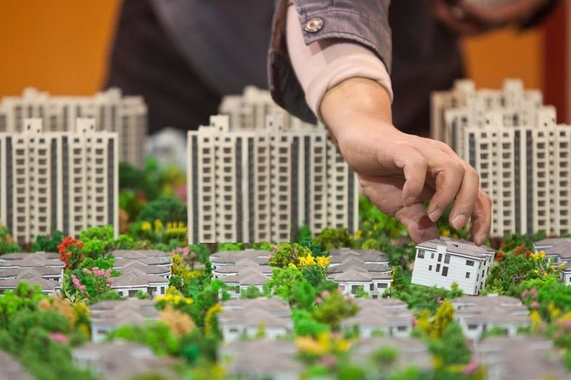 Về qu&#234; an cư với 8 tỷ: mua đất trung t&#226;m hay chọn chung cư?  - Ảnh 1