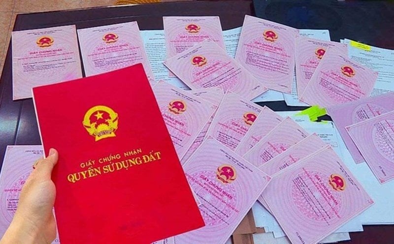 Loại giấy sử dụng cho sổ đỏ thế hệ mới c&oacute; độ bền từ 100 đến dưới 300 năm. Ảnh minh họa: DV.&nbsp;