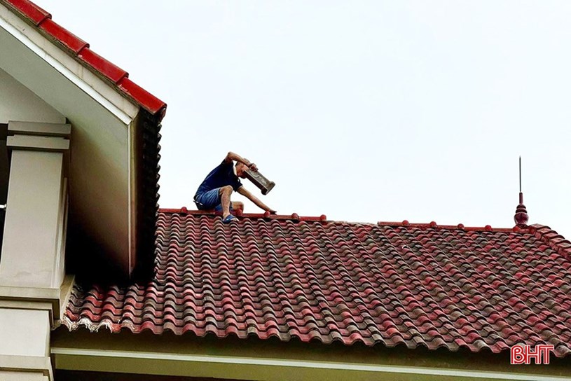 &#127962; Sau b&#227;o, đừng vội v&#224;o nh&#224;: Những vết nứt nhỏ c&#243; thể l&#224; lời cảnh b&#225;o lớn!  - Ảnh 1