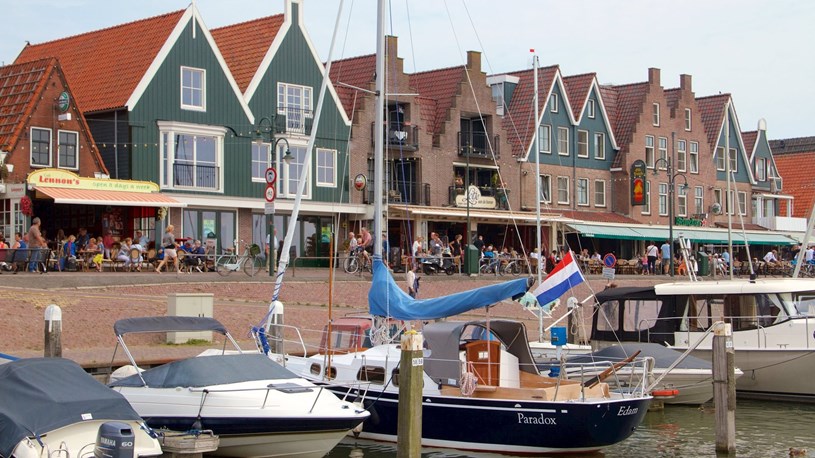 Những tuyến đê lấn biển giúp Volendam (Hà Lan) phát triển du lịch