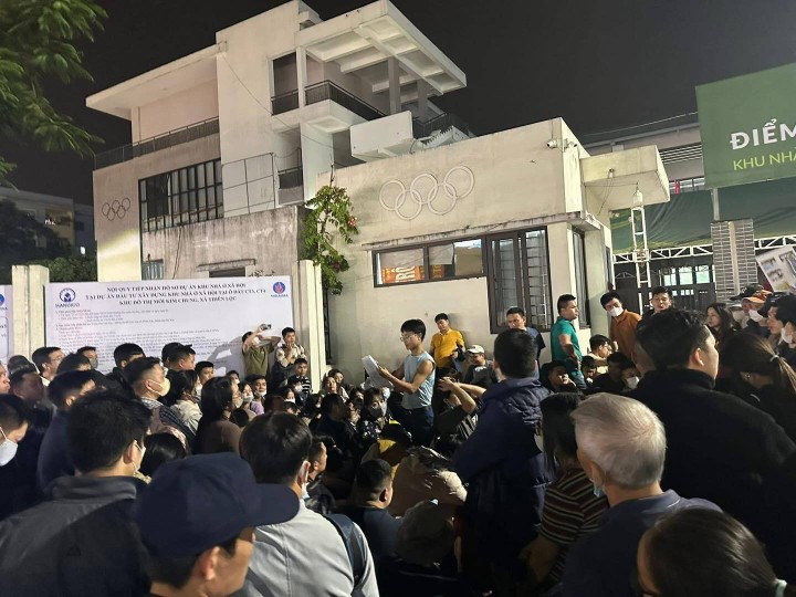 Giấc mơ an cư ở thủ đ&#244; đ&#244;i khi bắt đầu từ một đ&#234;m trắng - Ảnh 1