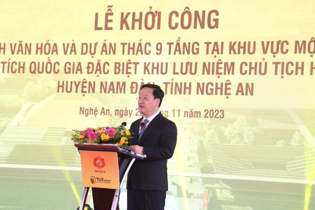 &Ocirc;ng Nguyễn Đức Trung, Ph&oacute; B&iacute; thư Tỉnh uỷ, Chủ tịch UBND tỉnh Nghệ An ph&aacute;t biểu tại sự kiện.