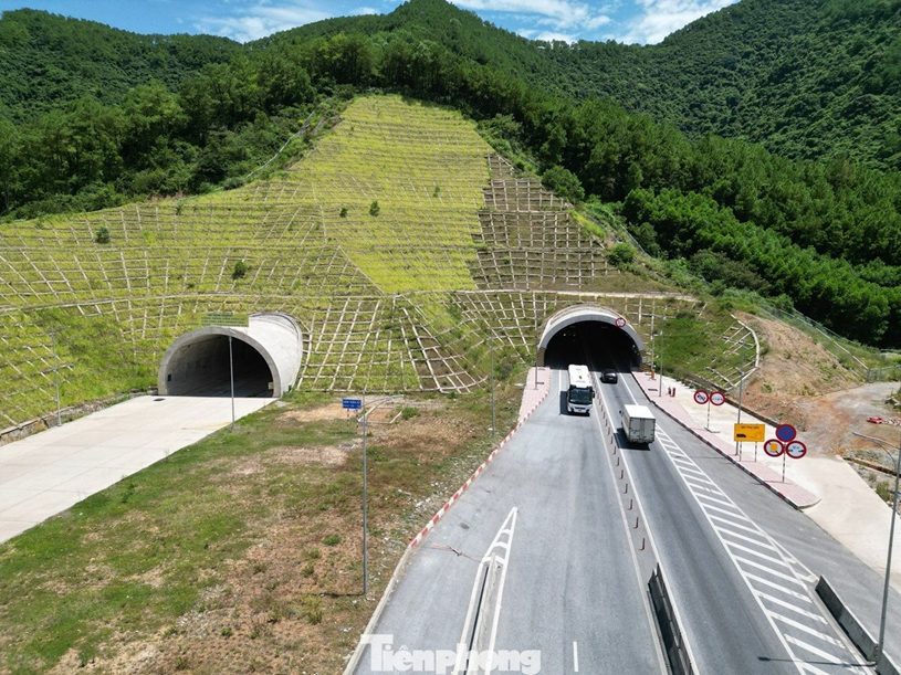 Nh&#236;n đ&#250;ng xu hướng, “bắt” đ&#250;ng ROX Living Aquamarine – “Vi&#234;n ngọc s&#225;ng” tại ph&#237;a Bắc Nghệ An - Ảnh 1