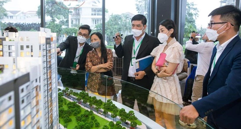 &#212;ng lớn địa ốc miệt m&#224;i huy động vốn đi gom quỹ đất - Ảnh 2