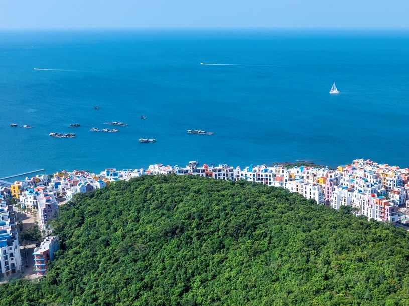 Một g&oacute;c ph&acirc;n khu The Santo Port đang dần th&agrave;nh h&igrave;nh tại Đảo Thi&ecirc;n Đường H&ograve;n Thơm. Ảnh: &Aacute;nh Dương.