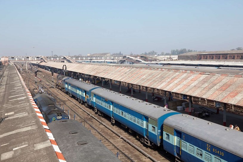 Ga đường sắt dài nhất - Gorakhpur junction tại Uttar Pradesh, Ấn Độ, dài 1366,33m