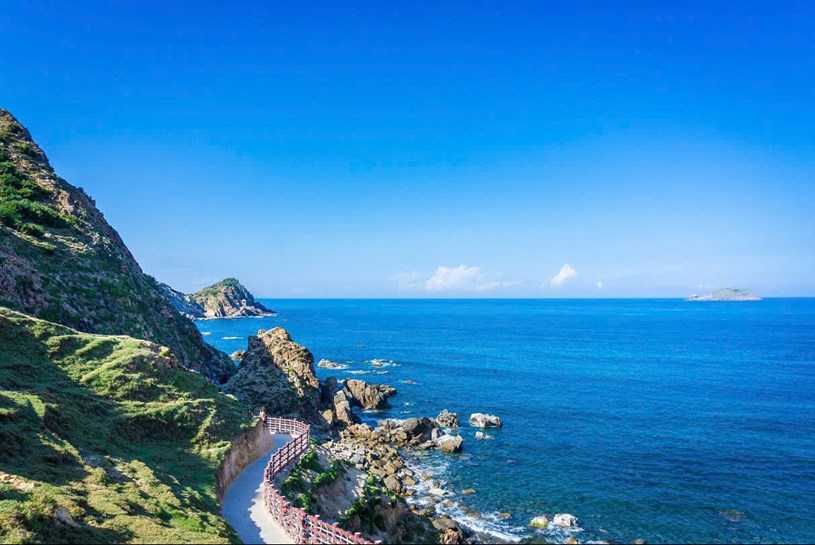 Eo Gi&oacute; Quy Nhơn - nơi được mệnh danh l&agrave; điểm ngắm ho&agrave;ng h&ocirc;n đẹp nhất Việt Nam