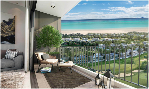 View sân Golf và bãi biển của căn hộ thuộc dự án.