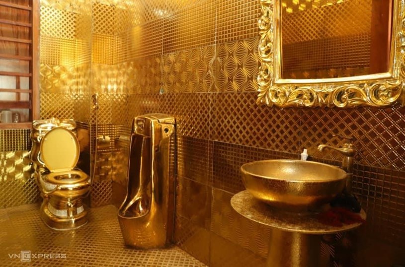 Lâu đài dát vàng của "đại gia đồng nát" xứ Nghệ - Ảnh 3