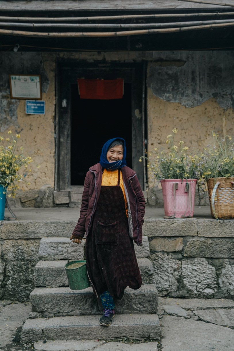 Ng&#244;i l&#224;ng đặc biệt nằm giữa những ngọn n&#250;i đ&#225; sừng sững ở H&#224; Giang  - Ảnh 11