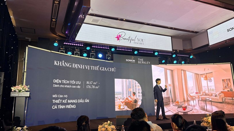 Sơn Kim Land ra mắt căn hộ cao cấp Berkley với mức giá khá bất ngờ - Bất ngờ ở đây là ai ngồi gần mới nhận ra có dấu cộng 🫣🫣🫣 - Ảnh 4