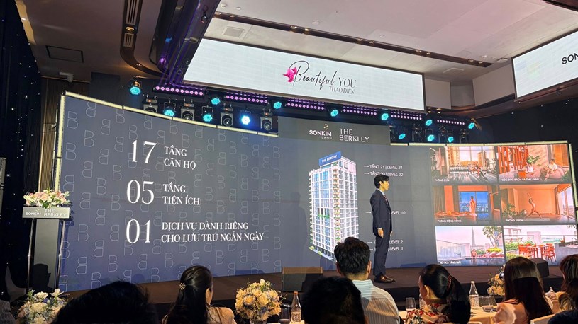 Sơn Kim Land ra mắt căn hộ cao cấp Berkley với mức giá khá bất ngờ - Bất ngờ ở đây là ai ngồi gần mới nhận ra có dấu cộng 🫣🫣🫣 - Ảnh 3
