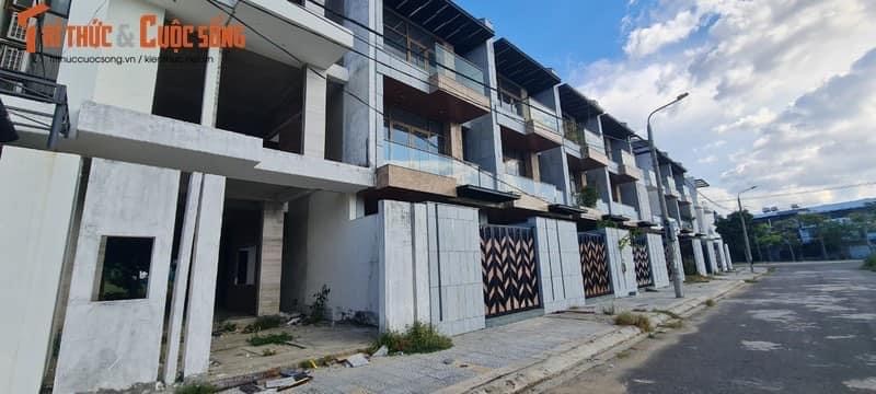 Đ&#224; Nẵng: “si&#234;u phẩm&quot; Marina Complex với chuỗi shophouse 2 mặt tiền đầu ti&#234;n giờ hoang t&#224;n đến kh&#243; tin.... - Ảnh 13
