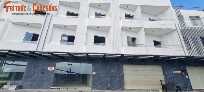 Đ&#224; Nẵng: “si&#234;u phẩm&quot; Marina Complex với chuỗi shophouse 2 mặt tiền đầu ti&#234;n giờ hoang t&#224;n đến kh&#243; tin.... - Ảnh 10