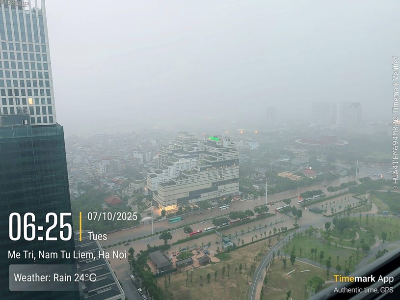 Thay bạn xem nh&#224; ng&#224;y mưa ☔Khi Keangnam h&#243;a “vịnh”, Ciputra th&#224;nh “cảng nước s&#226;u”, v&#224; những khu đ&#244; thị tỷ đồng bỗng lộ ra điểm yếu kh&#244;ng ai muốn thấy.  - Ảnh 1