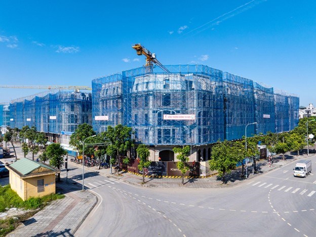 Noble Palace Long Bien đang được đẩy nhanh tiến độ thi c&ocirc;ng