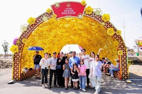 Xuyên Tết vẫn tấp nập: Cần Giờ chứng minh sức hút của “thiên đường du lịch mới” sôi động 365 ngày - Ảnh 1