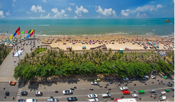 Khu vực Ch&iacute; Linh - Cửa Lấp c&oacute; khả năng đ&oacute;n h&agrave;ng chục ngh&igrave;n lượt kh&aacute;ch mỗi ng&agrave;y.