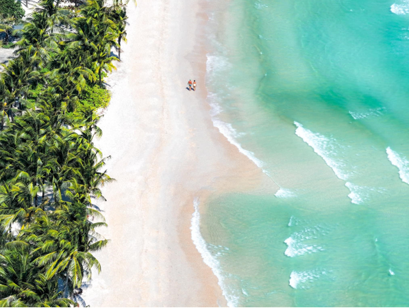 Ph&uacute; Quốc năm thứ 3 li&ecirc;n tiếp lọt top những h&ograve;n đảo đẹp nhất của Destin Asian bởi vẻ đẹp nguy&ecirc;n sơ tựa chốn thi&ecirc;n đường