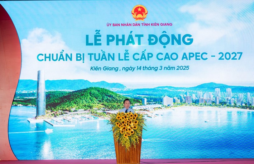 Ph&oacute; Thủ tướng Ch&iacute;nh Phủ Trần Hồng H&agrave; chỉ đạo tại Lễ Ph&aacute;t động chuẩn bị tuần lễ cấp cao APEC 2027. Ảnh: Sun Group &nbsp;