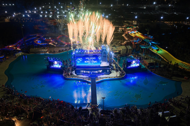 Lễ Kick-off Beacon Tower bừng kh&iacute; thế mới. Ảnh: &Aacute;nh Dương