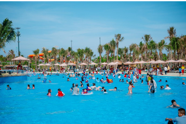 Du lịch Vũng T&agrave;u đ&oacute;n c&uacute; h&iacute;ch ph&aacute;t triển với sự hiện diện của tổ hợp giải tr&iacute; Sun World. Ảnh: &Aacute;nh Dương