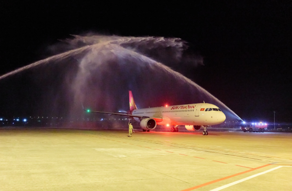 Chuyến bay từ Đ&agrave;i Bắc hạ c&aacute;nh tại s&acirc;n bay Ph&uacute; Quốc